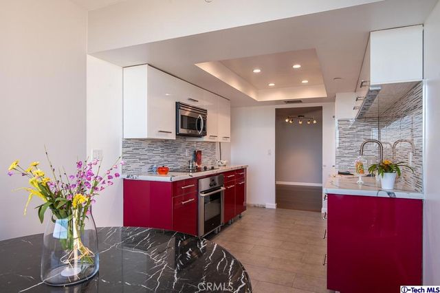 343 Pioneer Drive 1703, Glendale, CA 91203