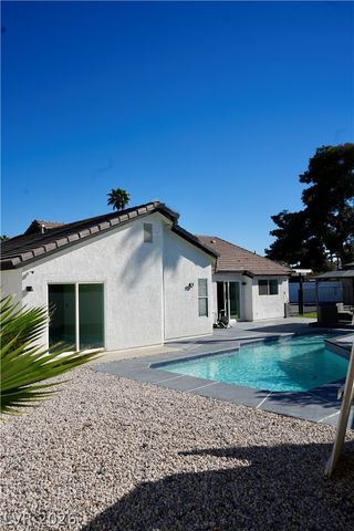 2351 Valleywood Street, Henderson, NV 89014