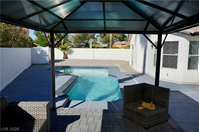 2351 Valleywood Street, Henderson, NV 89014