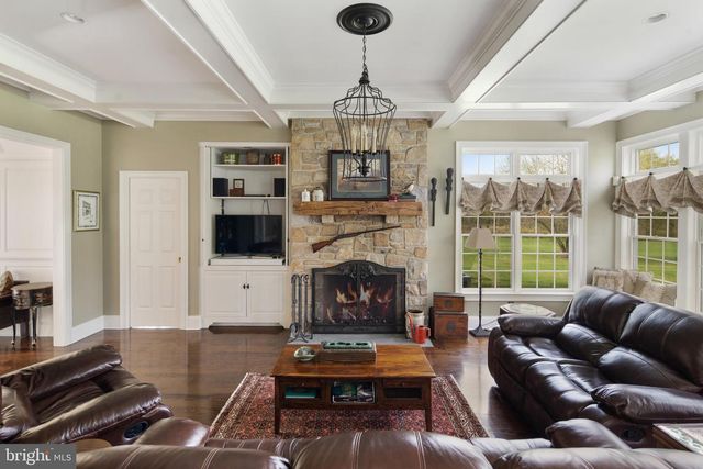 651 CRESSMAN RD, Harleysville, PA 19438