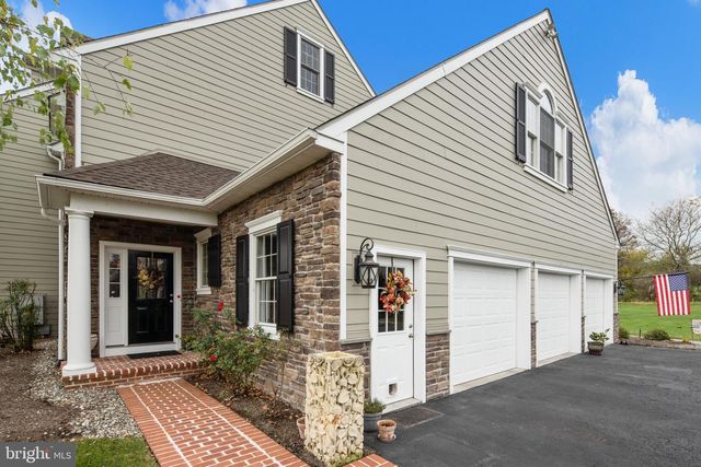 651 CRESSMAN RD, Harleysville, PA 19438