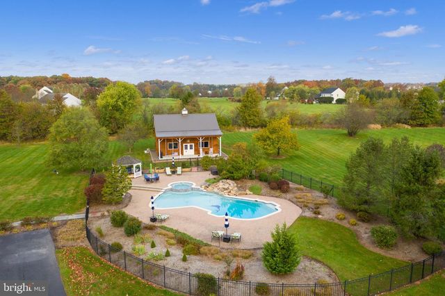 651 CRESSMAN RD, Harleysville, PA 19438