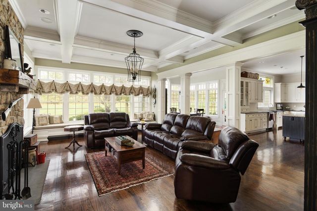 651 CRESSMAN RD, Harleysville, PA 19438