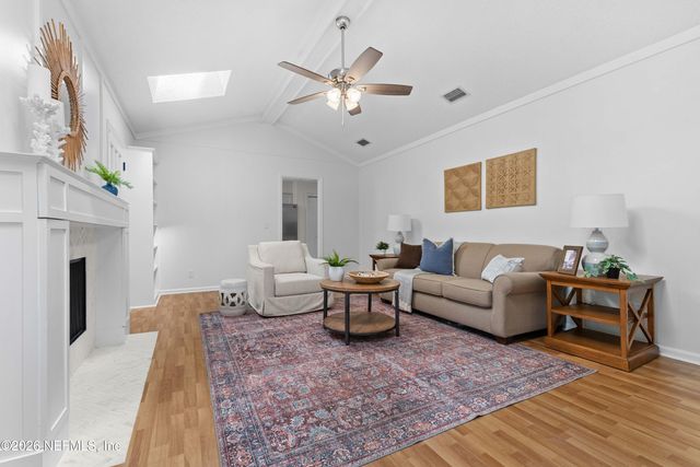 11402 SEDGEMOORE Drive W, Jacksonville, FL 32223