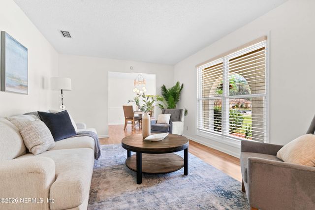 11402 SEDGEMOORE Drive W, Jacksonville, FL 32223