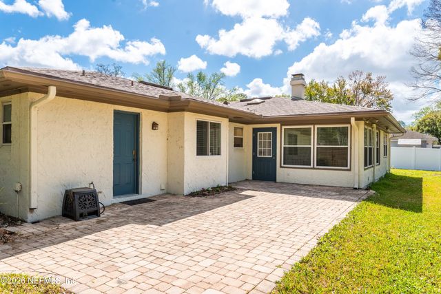 11402 SEDGEMOORE Drive W, Jacksonville, FL 32223