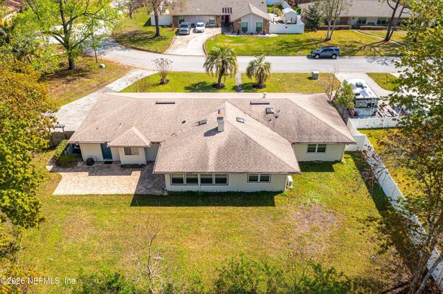 11402 SEDGEMOORE Drive W, Jacksonville, FL 32223