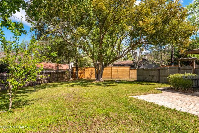 11402 SEDGEMOORE Drive W, Jacksonville, FL 32223