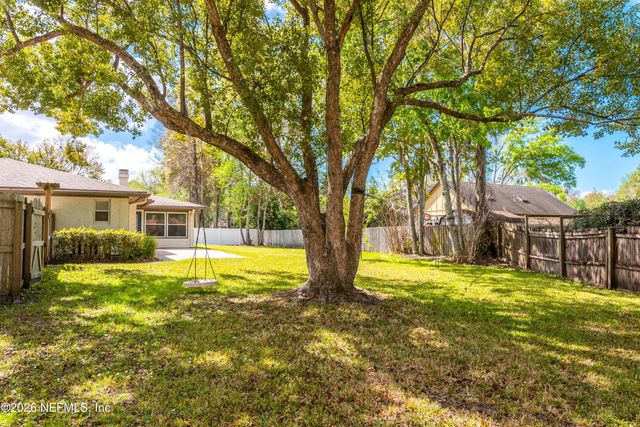 11402 SEDGEMOORE Drive W, Jacksonville, FL 32223