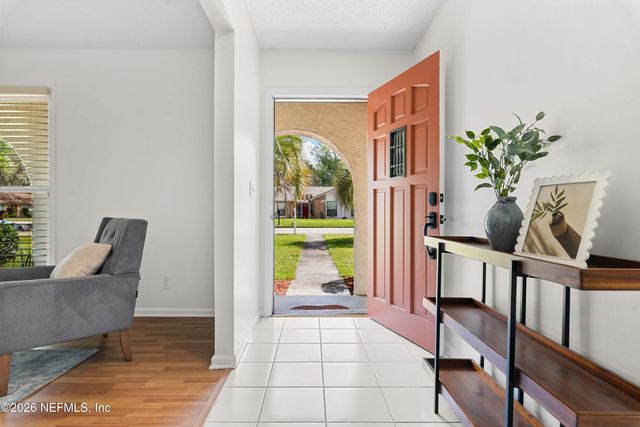 11402 SEDGEMOORE Drive W, Jacksonville, FL 32223