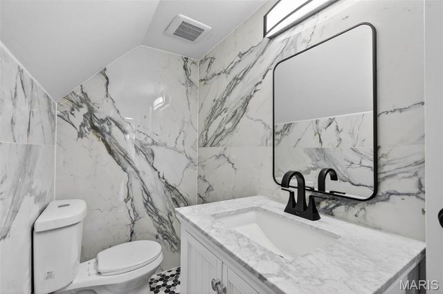 2639 Louis Avenue, Brentwood, MO 63144