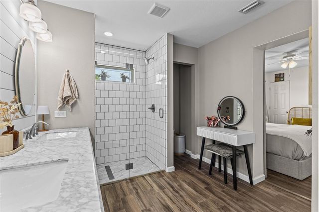 3943 ETON PLACE, Sarasota, FL 34241