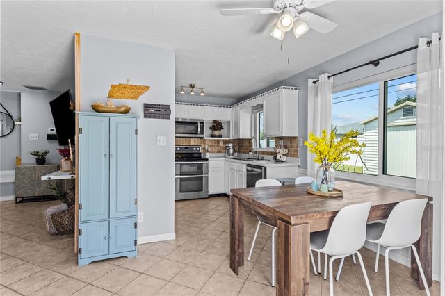 3943 ETON PLACE, Sarasota, FL 34241