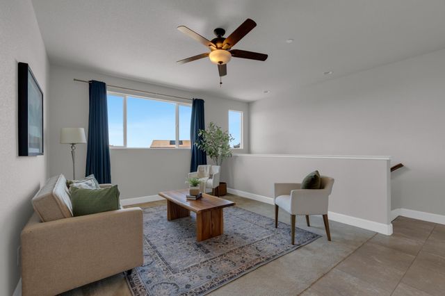 716 Gray Dawn Dr, Rocklin, CA 95765