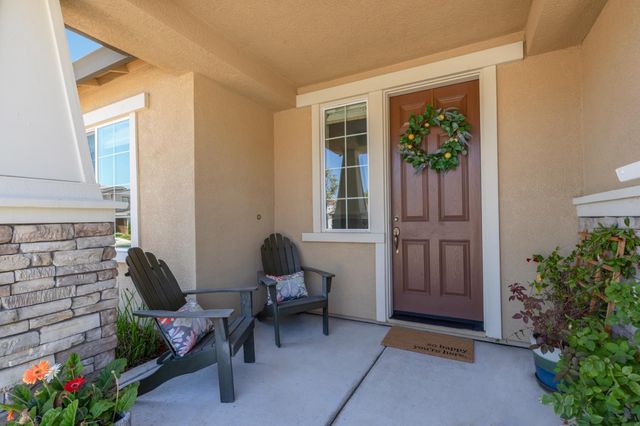 716 Gray Dawn Dr, Rocklin, CA 95765