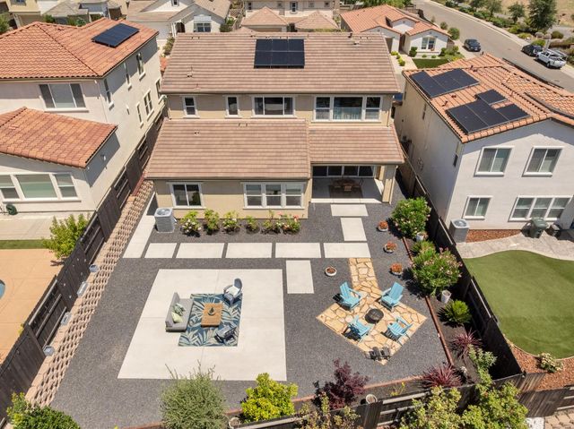 716 Gray Dawn Dr, Rocklin, CA 95765
