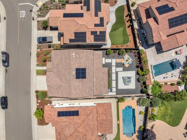 716 Gray Dawn Dr, Rocklin, CA 95765