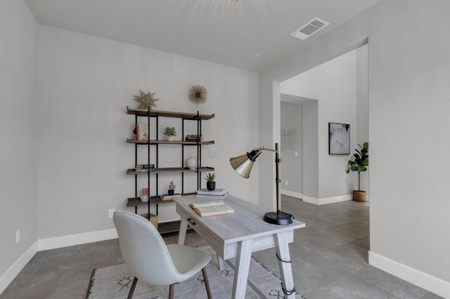 716 Gray Dawn Dr, Rocklin, CA 95765