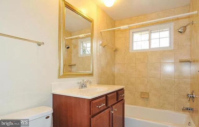 8707 GREYSTONE PL, Alexandria, VA 22309