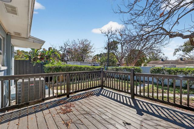 2714 W GRACE STREET, Tampa, FL 33607