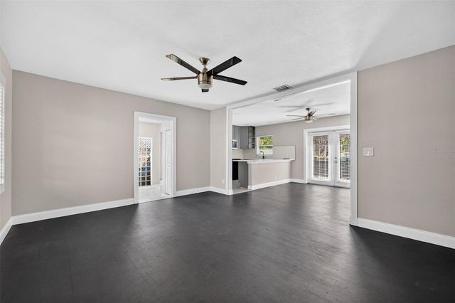 2714 W GRACE STREET, Tampa, FL 33607