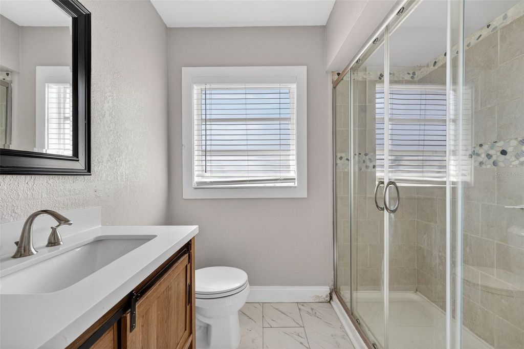 Image 17 of property listing at 2714 W GRACE STREET, Tampa, FL 33607