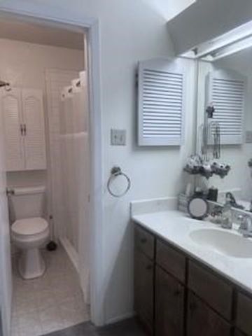 1950 H Leslie Dr, Kerrville, TX 78028