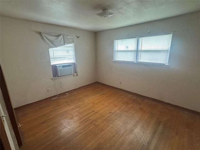 2509 Thomas Avenue, Pasadena, TX 77506
