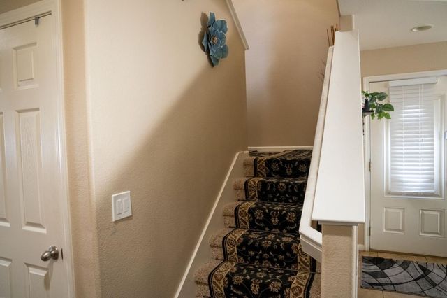 1896 N Forestiere Avenue, Fresno, CA 93722