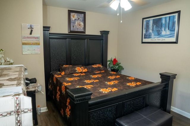 1896 N Forestiere Avenue, Fresno, CA 93722