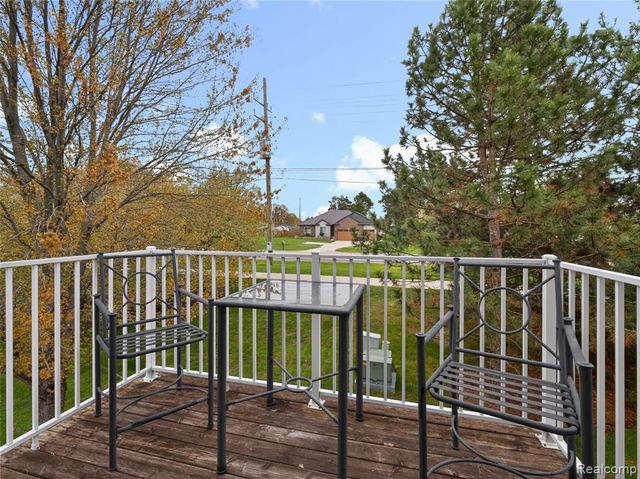1834 Flagstone Circle 37, Rochester, MI 48307
