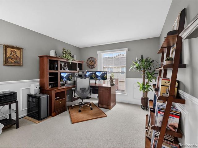 1834 Flagstone Circle 37, Rochester, MI 48307