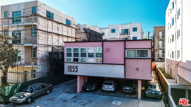 1059 S Corning Street, Los Angeles, CA 90035