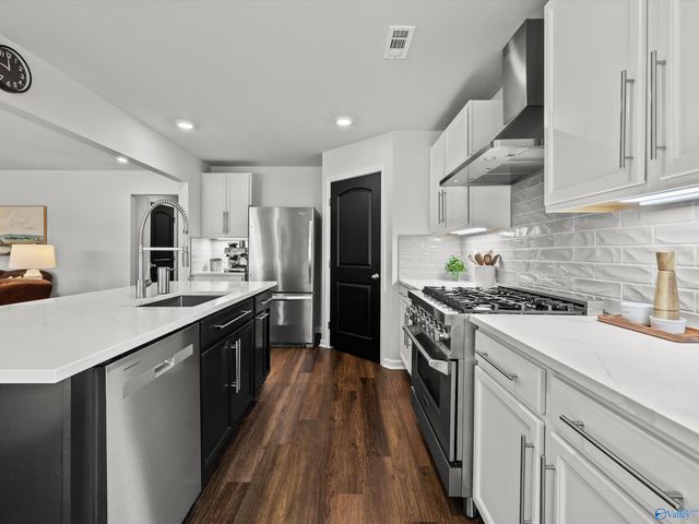 214 Chubbs Lane, Owens Cross Roads, AL 35763