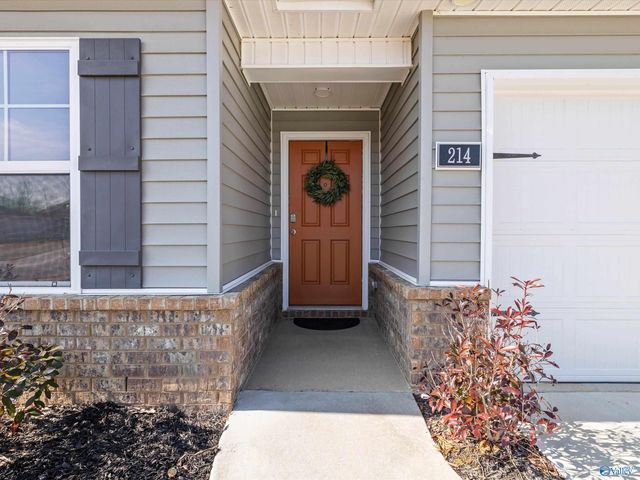 214 Chubbs Lane, Owens Cross Roads, AL 35763