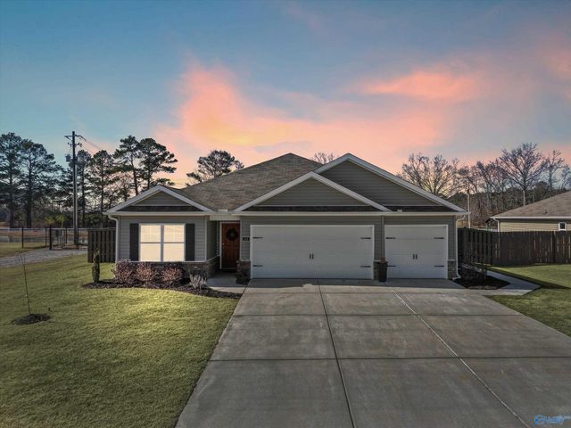 214 Chubbs Lane, Owens Cross Roads, AL 35763