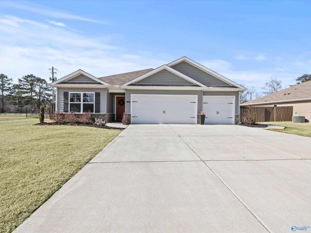 214 Chubbs Lane, Owens Cross Roads, AL 35763