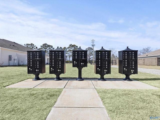 214 Chubbs Lane, Owens Cross Roads, AL 35763