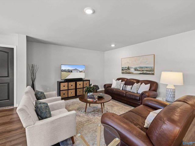 214 Chubbs Lane, Owens Cross Roads, AL 35763