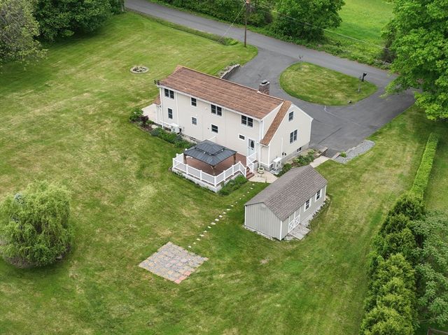 5 Hollow Rd, Wilbraham, MA 01095