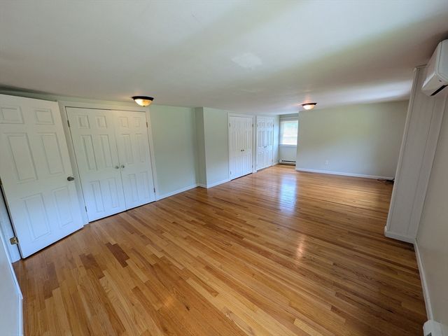 5 Hollow Rd, Wilbraham, MA 01095