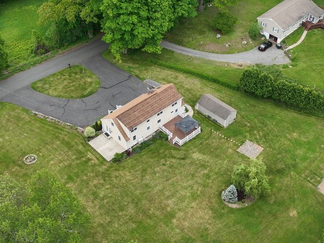 5 Hollow Rd, Wilbraham, MA 01095