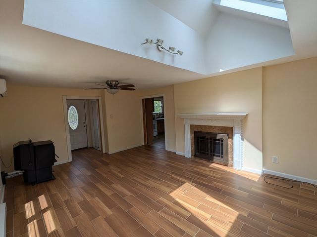 5 Hollow Rd, Wilbraham, MA 01095