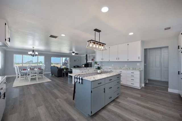 3656 Hokan Ln, Wheatland, CA 95692