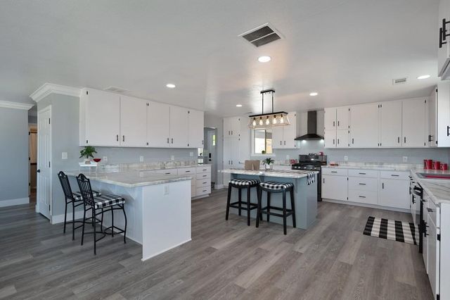 3656 Hokan Ln, Wheatland, CA 95692