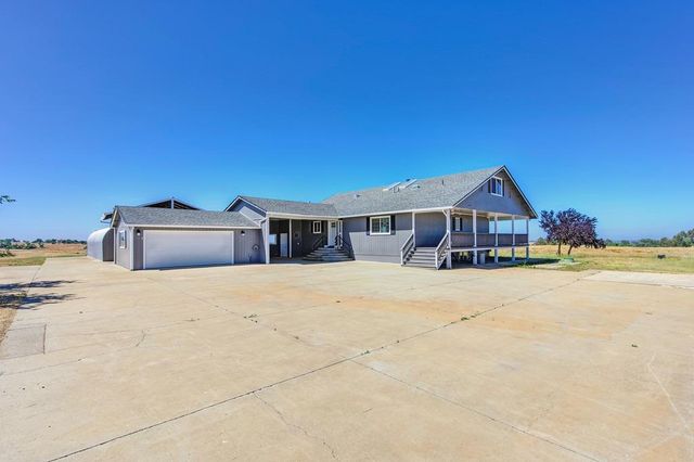 3656 Hokan Ln, Wheatland, CA 95692