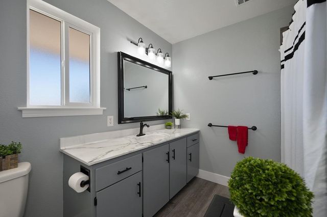 3656 Hokan Ln, Wheatland, CA 95692