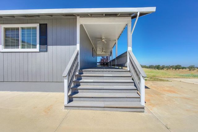 3656 Hokan Ln, Wheatland, CA 95692