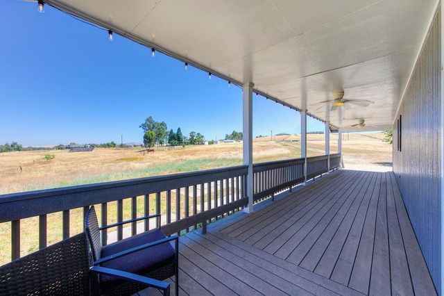 3656 Hokan Ln, Wheatland, CA 95692