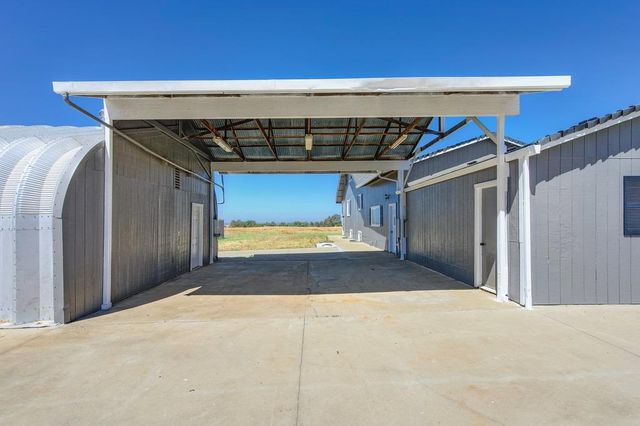 3656 Hokan Ln, Wheatland, CA 95692